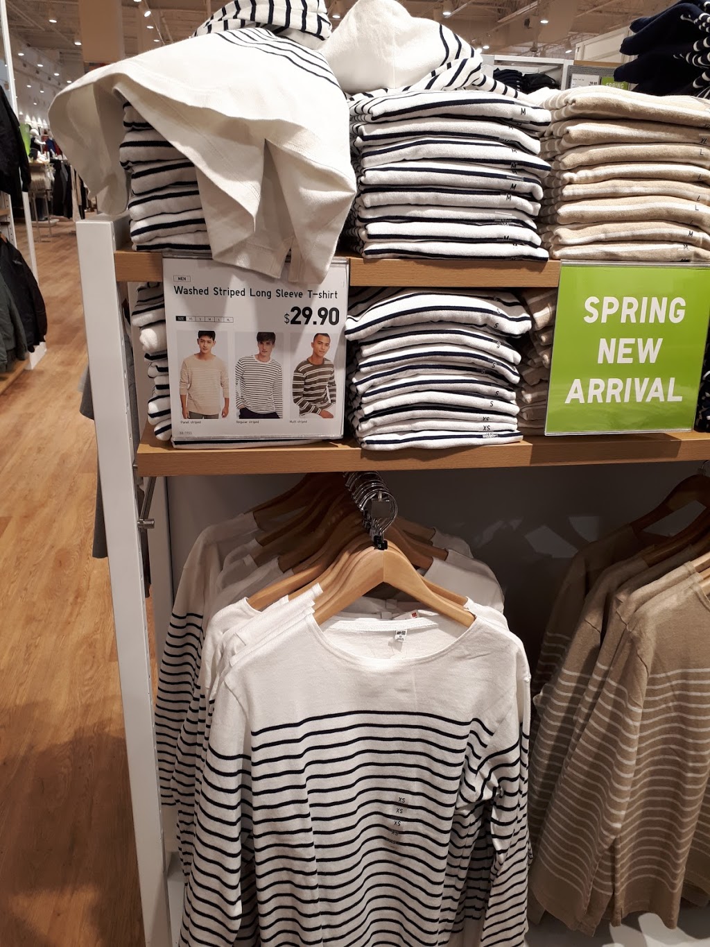 UNIQLO Vaughan Mills | 1 Bass Pro Mills Dr, Concord, ON L4K 5W4, Canada | Phone: (289) 459-1626