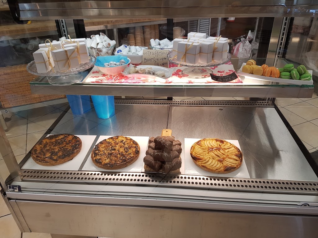 Pâtisserie Maison Mallet LÎle-Bizard | 387 Rue Cherrier, LÎle-Bizard, QC H9C 2R5, Canada | Phone: (514) 626-0002