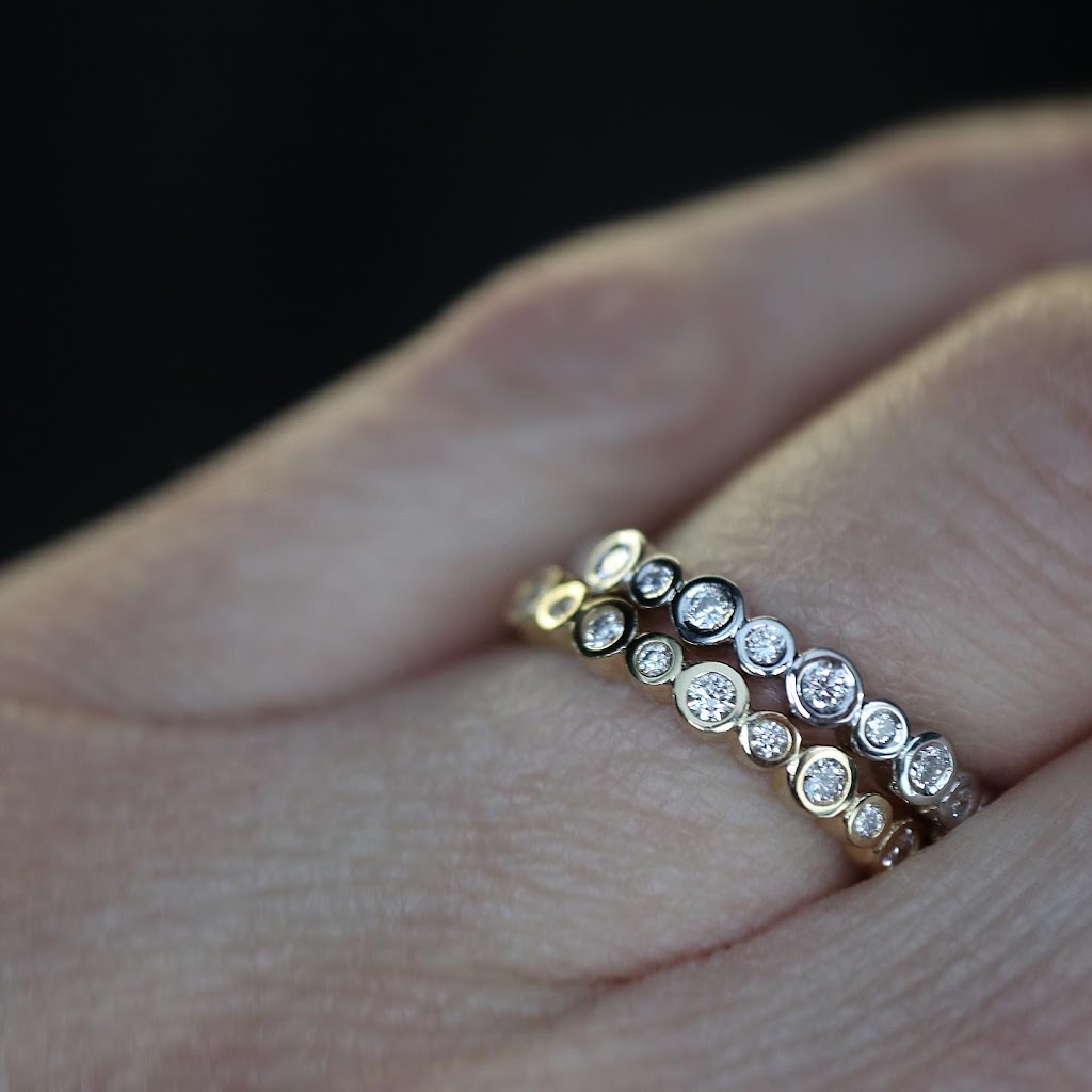 Diamond Gallery | 1-1735 Corydon Ave, Winnipeg, MB R3N 0K4, Canada | Phone: (204) 488-9813