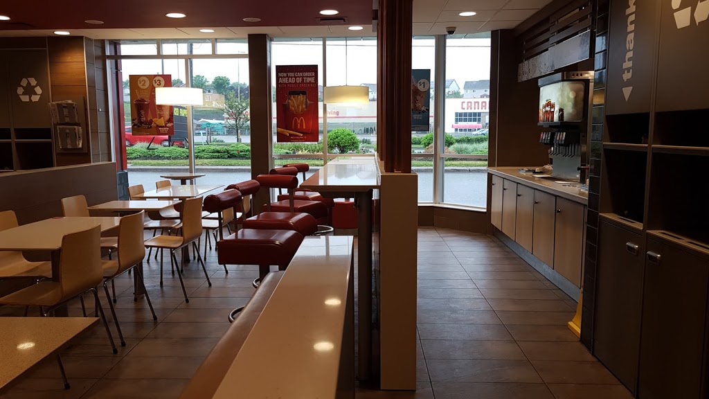 McDonalds | 1043 Chemong Rd N, Peterborough, ON K9H 7E6, Canada | Phone: (705) 748-3721