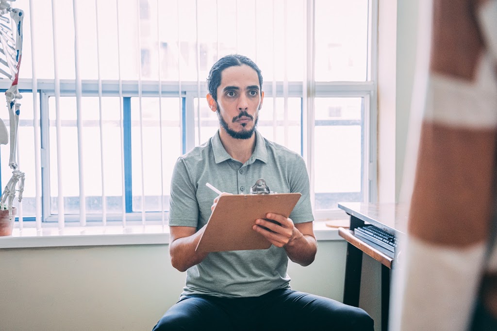 Osteopathic Manual Practitioner Toronto - Alvaro Esteban | 600 Sherbourne St Suite 408, Toronto, ON M4X 1W4, Canada | Phone: (416) 729-6511