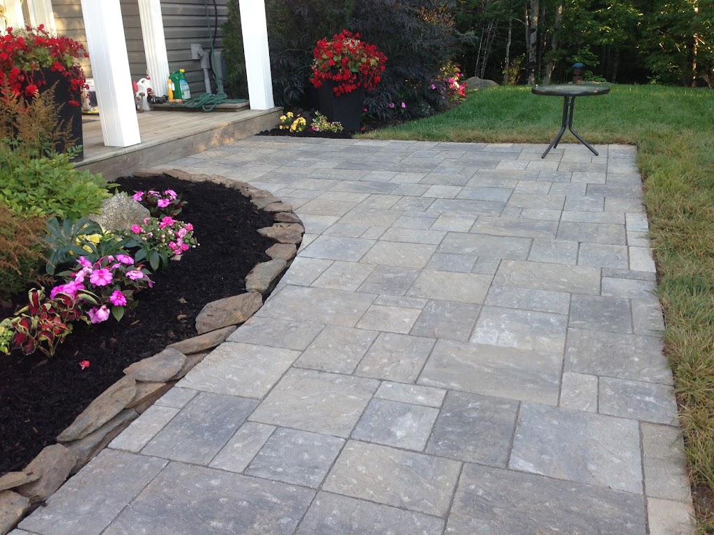 Blade Landscaping | Fotherby Ave, Halifax, NS B3R 0B4, Canada | Phone: (902) 499-2823
