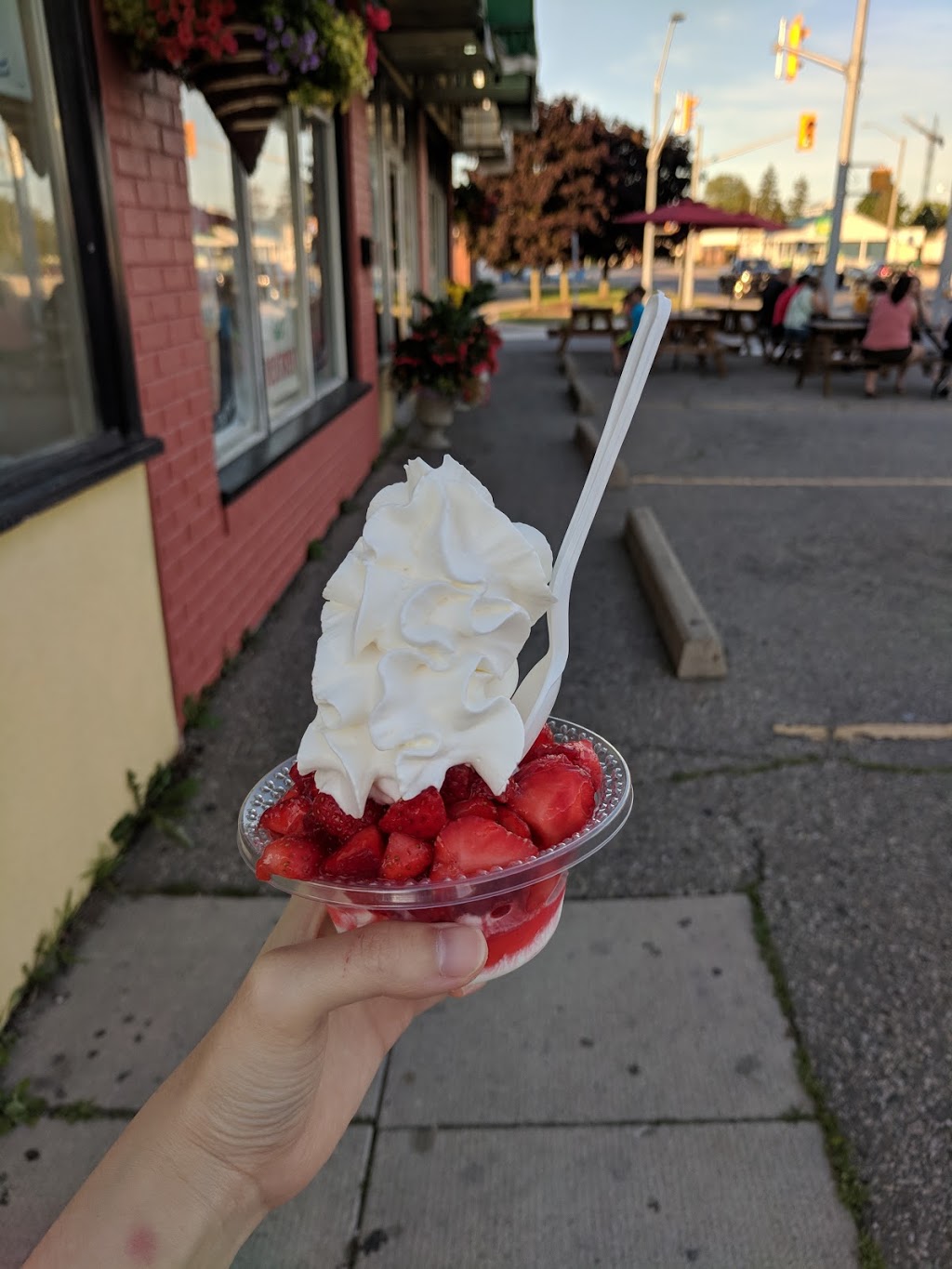 Bartleys Dairy Bar | 853 Dundas St, Woodstock, ON N4S 1G5, Canada | Phone: (519) 539-7761