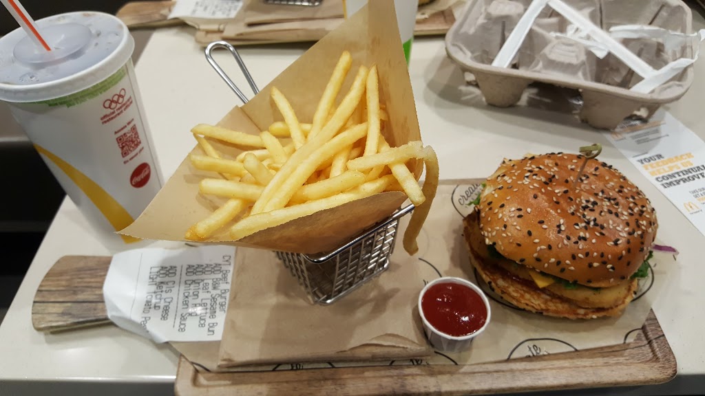 McDonalds | 3045 Pembina Hwy, Winnipeg, MB R3T 5H5, Canada | Phone: (204) 949-6083