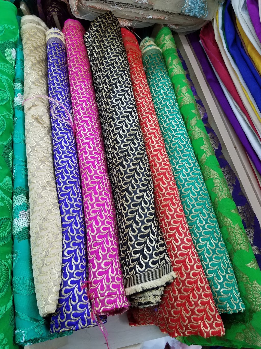 Sandhu Cloth House | 8430 128 St, Surrey, BC V3W 0K8, Canada | Phone: (604) 503-0332