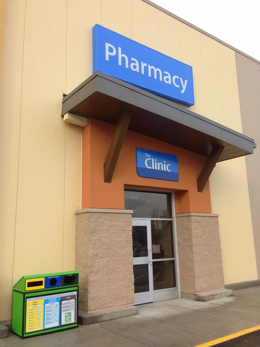 Family Practice & Walk-In Clinic at Walmart Brampton South by Ja | 15 Resolution Dr, Brampton, ON L6W 0A6, Canada | Phone: (289) 298-5474
