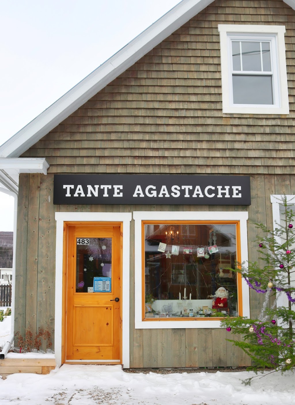 Tante Agastache | 483 Rue de la Mairie, Sainte-Émélie-de-lÉnergie, QC J0K 2K0, Canada | Phone: (450) 886-2545