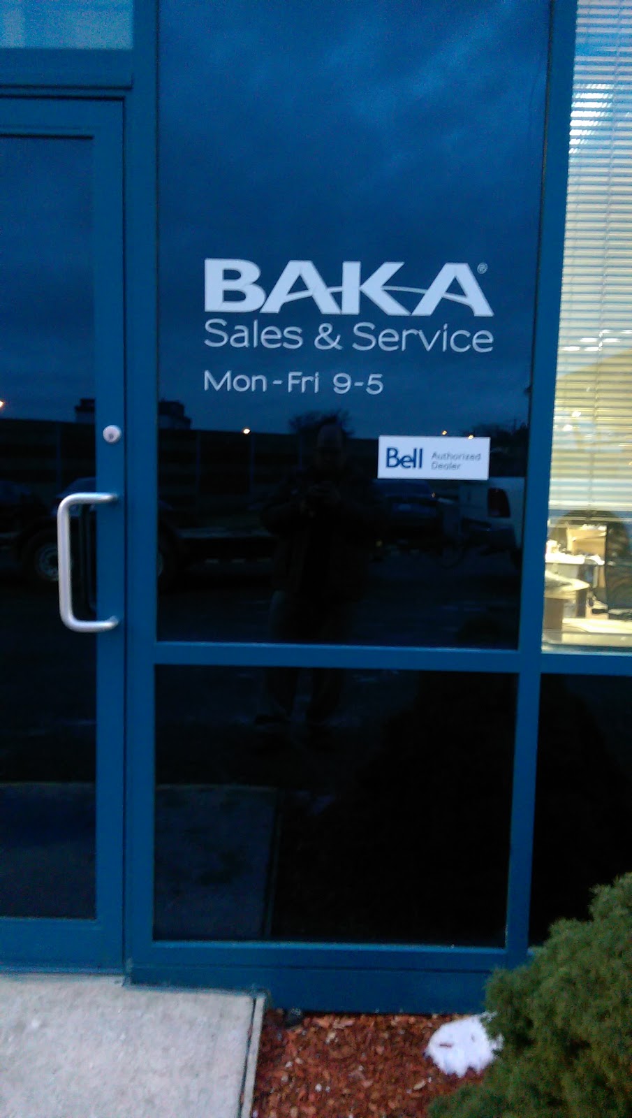 Baka Mobile | 630 The East Mall, Etobicoke, ON M9B 4B1, Canada | Phone: (800) 268-1711