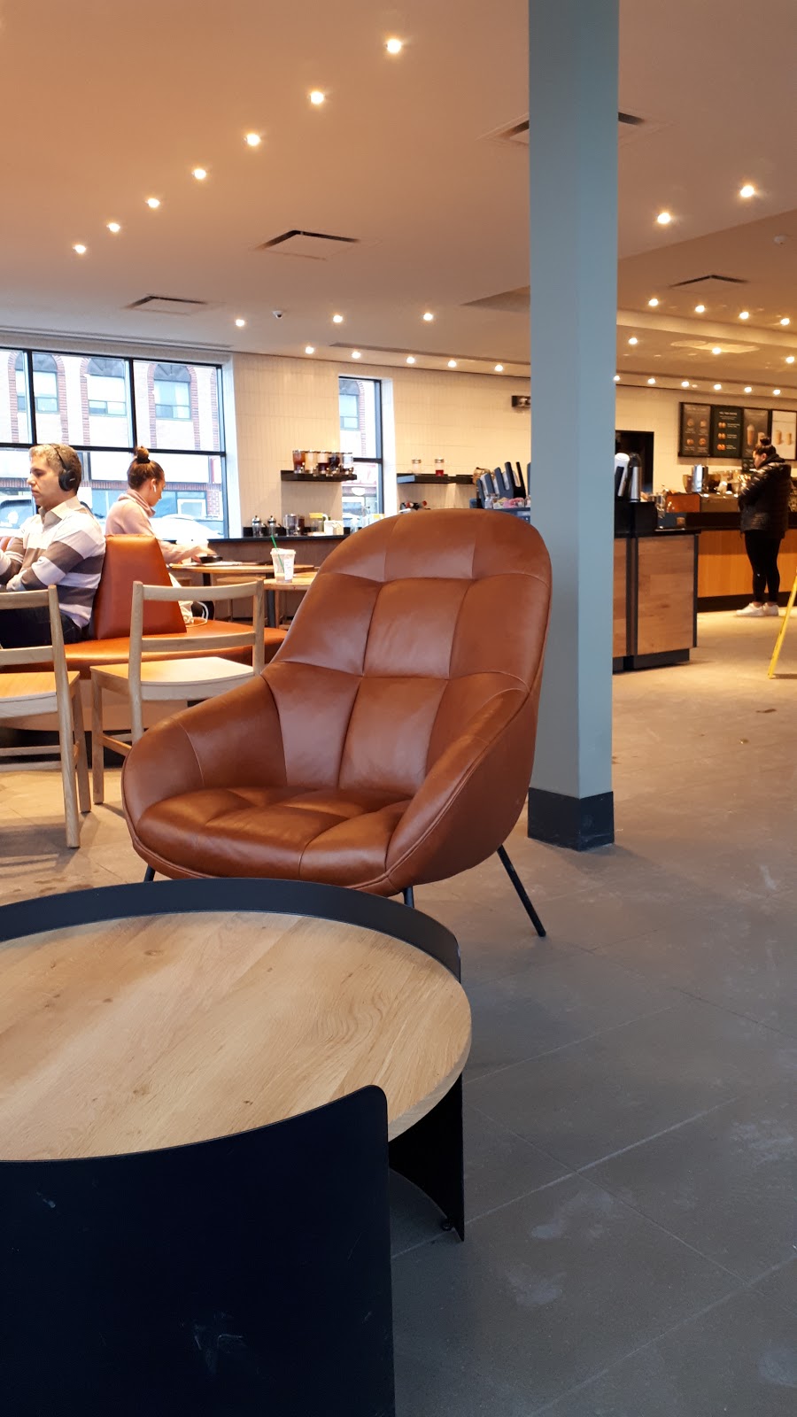 Starbucks | 13081 Yonge St, Richmond Hill, ON L4E 3M2, Canada | Phone: (647) 241-0246