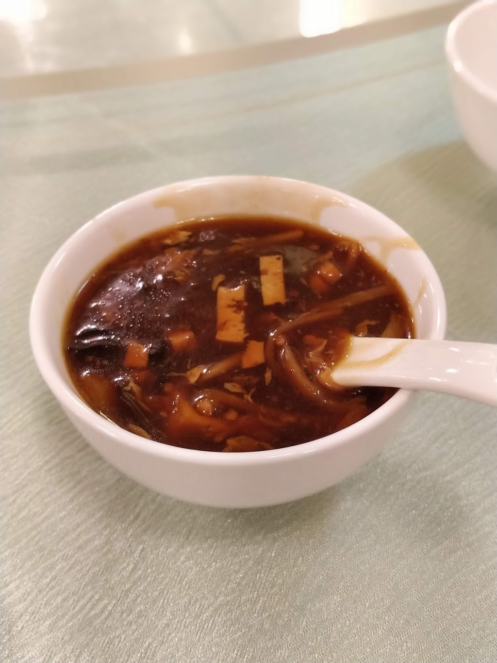 Fung Lum restaurant | 1658 Bedford Hwy, Bedford, NS B4A 2X9, Canada | Phone: (902) 832-3030
