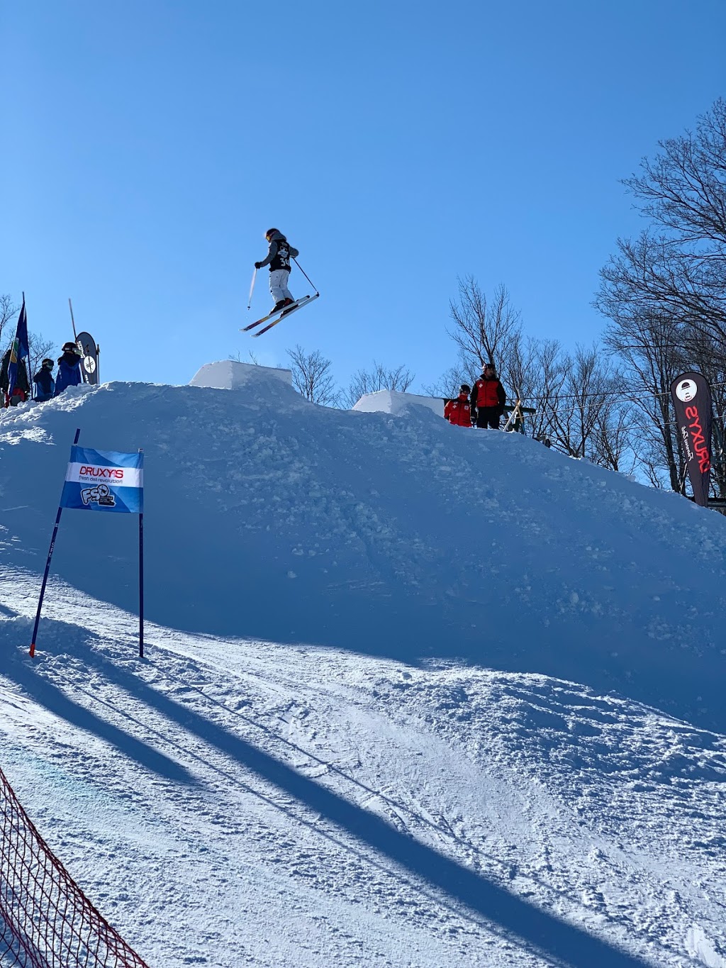 Caledon Ski Club LTD | 17431 Mississauga Rd, Caledon, ON L7K 0E9, Canada | Phone: (519) 927-5221