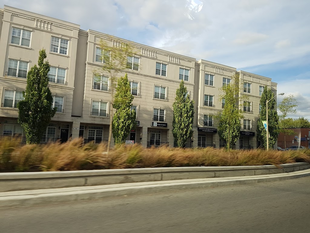 La Chance | 954 The Queensway, Etobicoke, ON M8Z 1P5, Canada | Phone: (416) 913-4997