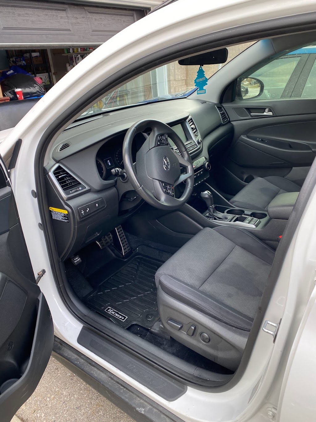 Frontline Auto Detailing | 4902 Southampton Dr, Mississauga, ON L5M 7R1, Canada | Phone: (647) 261-2950