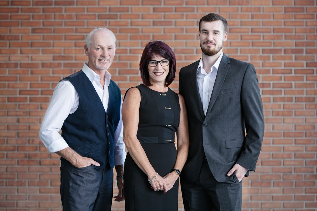 Grindstone Realty Inc. | 250 B Greenbank Rd, Nepean, ON K2H 8X4, Canada | Phone: (613) 695-5888