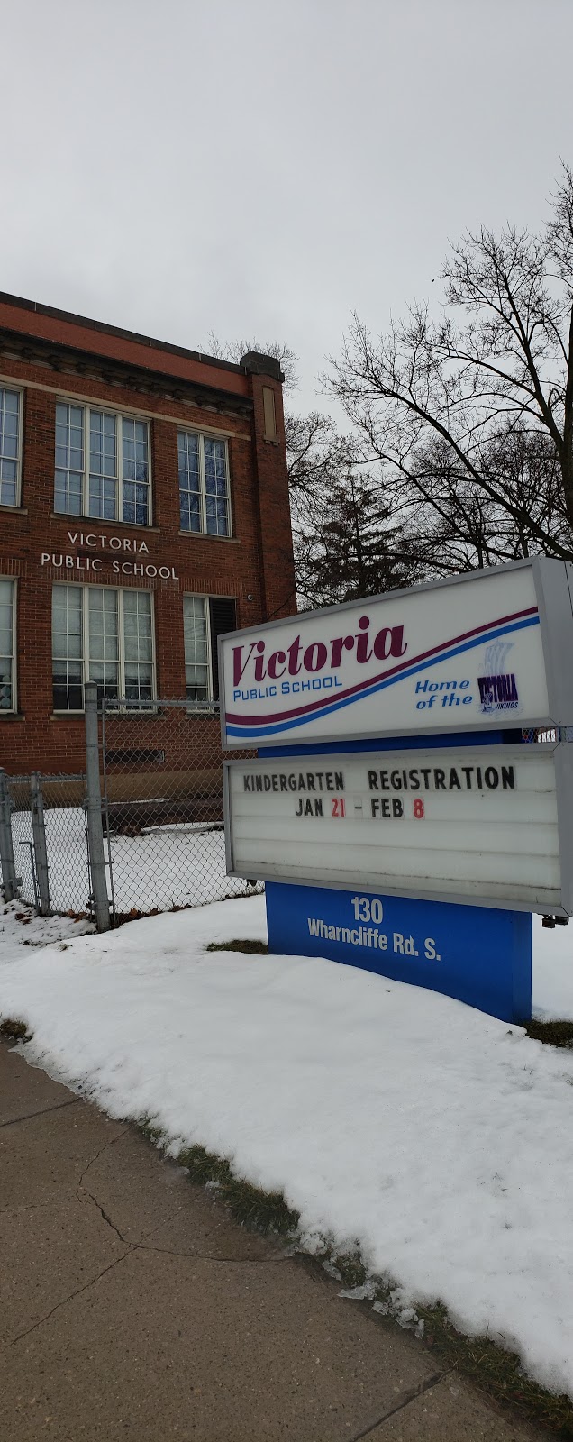 Victoria Public School | 130 Wharncliffe Rd S, London, ON N6J 2K5, Canada | Phone: (519) 452-8640