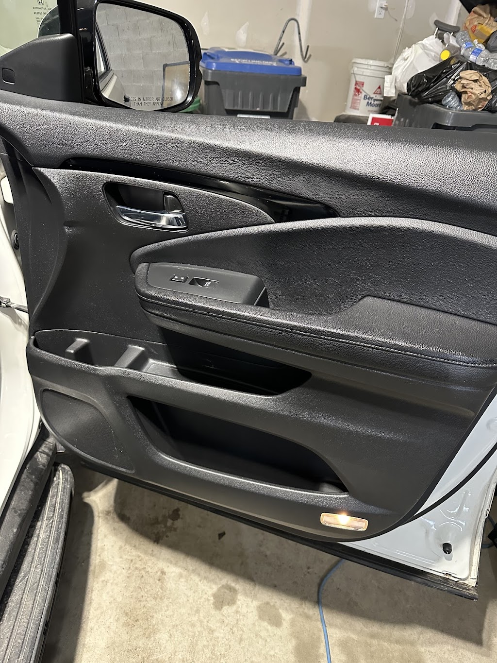 Professor Detailing | 11 Remembrance Rd, Brampton, ON L7A 0A7, Canada | Phone: (437) 988-4992