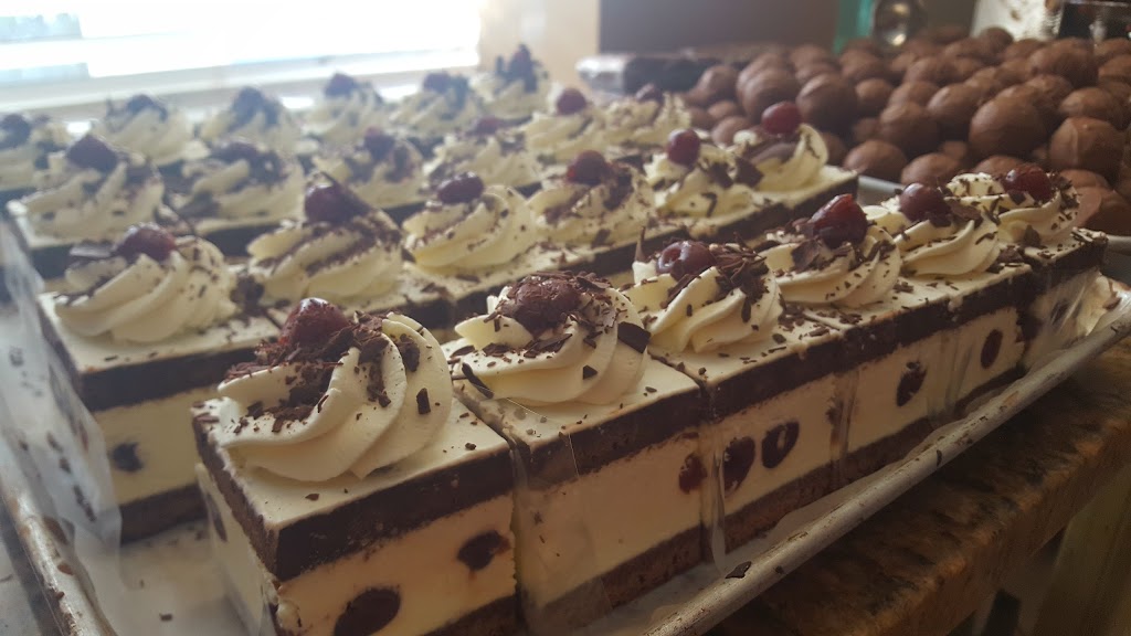 FAYS, terroir chocolaté | 47 Rue Notre Dame, Oka, QC J0N 1E0, Canada | Phone: (514) 622-9411