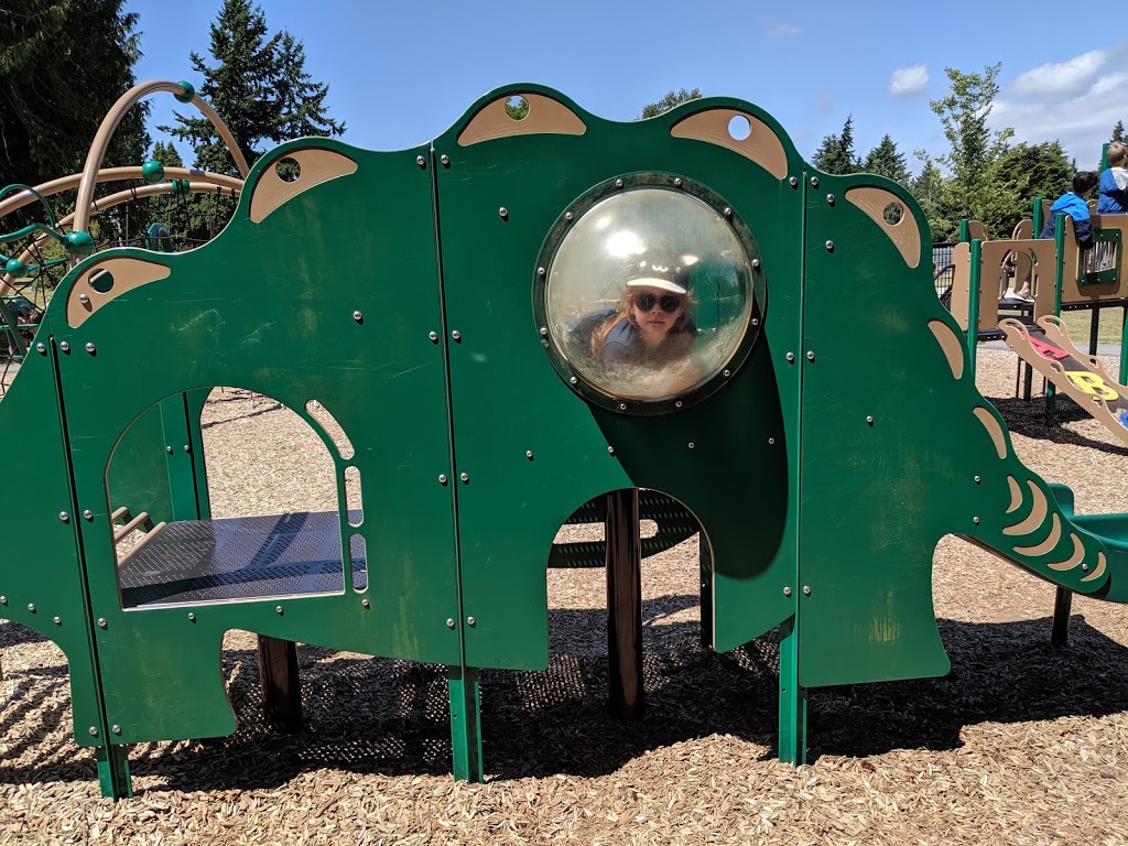 Sunnyside Park | 15455 26 Ave, Surrey, BC V4P 1C4, Canada | Phone: (604) 502-6255