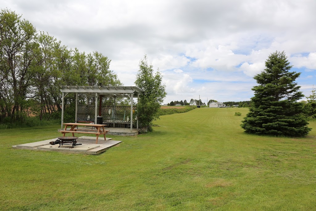 Blue Crest Cottages | 6800 PE-6, Hunter River, PE C0A 1N0, Canada | Phone: (902) 963-2219