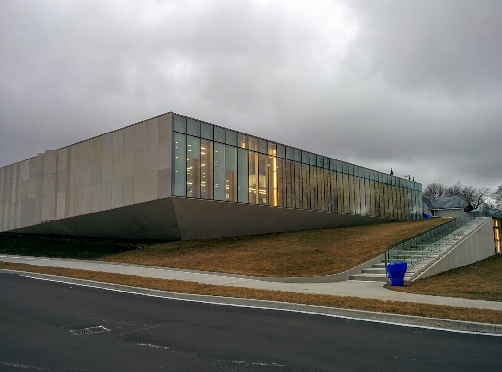 Hamilton Public Library - Waterdown Branch | 163 Dundas St E, Dundas, ON L9H 7H7, Canada | Phone: (905) 689-6269