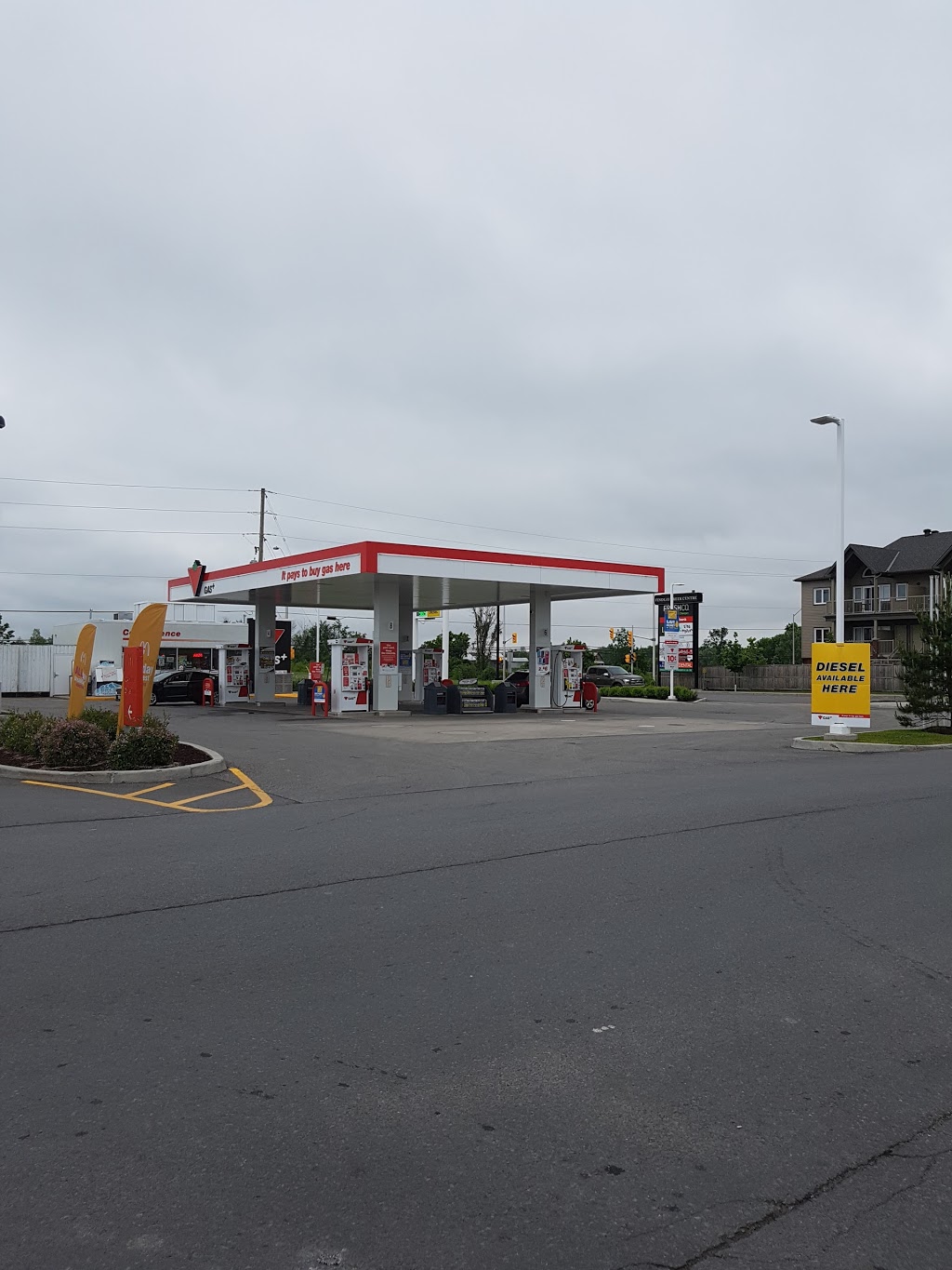 Canadian Tire Gas+ - OOT - Leitrim | 4778 Bank St, Gloucester, ON K1T 0K8, Canada | Phone: (613) 822-6869