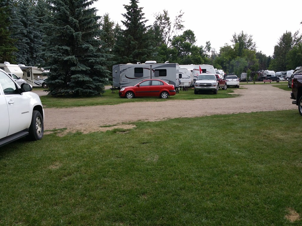 Devon Lions Campground - 1140 Saskatchewan Ave E, Devon, AB T9G 1N5, Canada