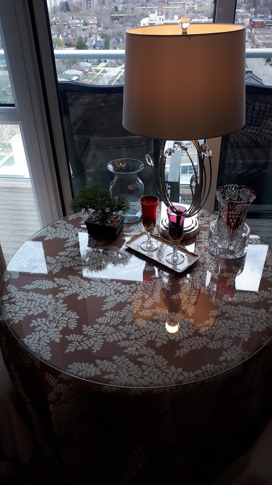 Paez Professional Upholstering | 120 Lakeshore Rd W, Oakville, ON L6K 1E3, Canada | Phone: (647) 885-0506