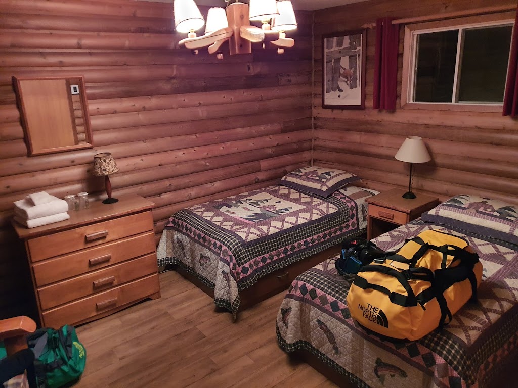 Auberge Kan à Mouche | 7639 Chem. Brassard, Saint-Michel-des-Saints, QC J0K 3B0, Canada | Phone: (450) 833-6662