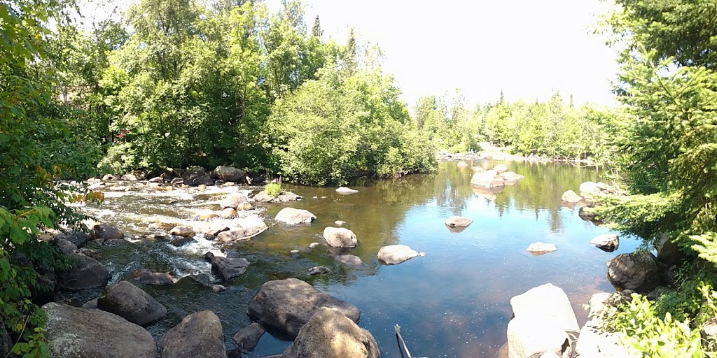 Parc des amoureux | Chemin de la Rivière, Val-David, QC J0T, Canada