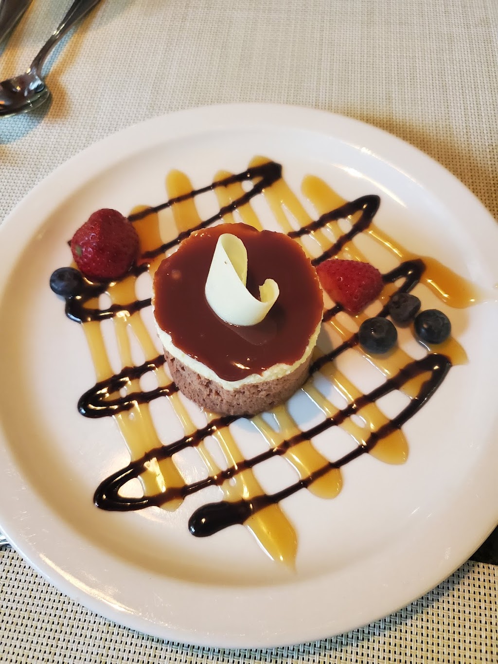 Restaurant La Couvee | 105 Chem. des Poirier, Montmagny, QC G5V 3T4, Canada | Phone: (418) 248-9520