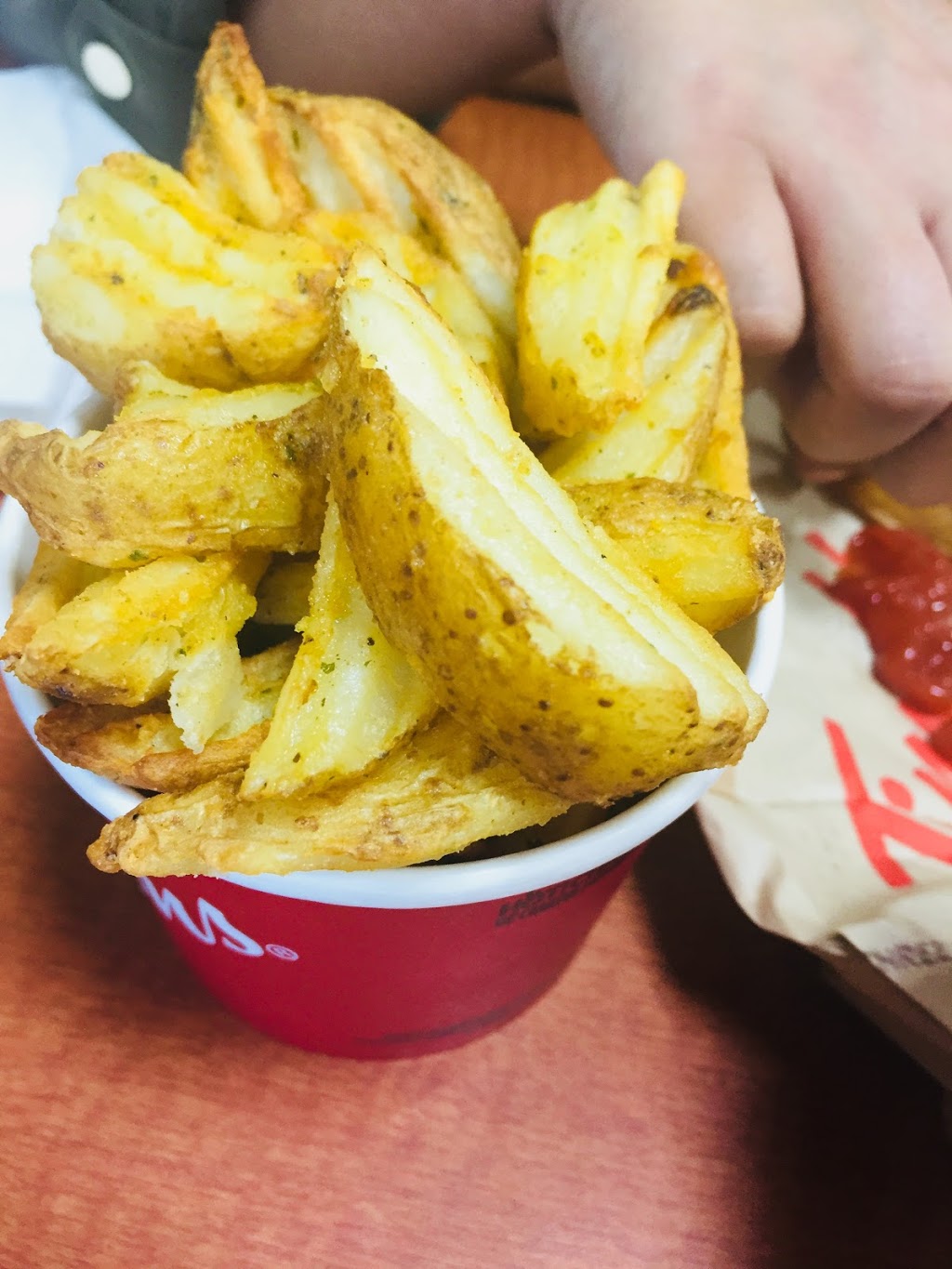 Tim Hortons | 768 Warden Ave, Scarborough, ON M1L 4A8, Canada | Phone: (416) 751-6353