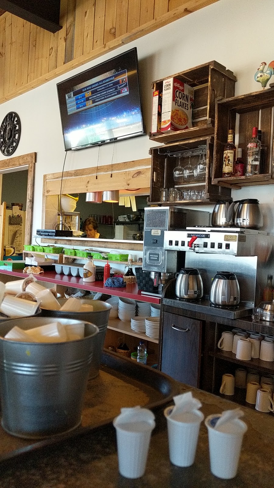 Oli AM | 175 Rue Principale, Saint-Alexis, QC J0K 1T0, Canada | Phone: (450) 839-6639