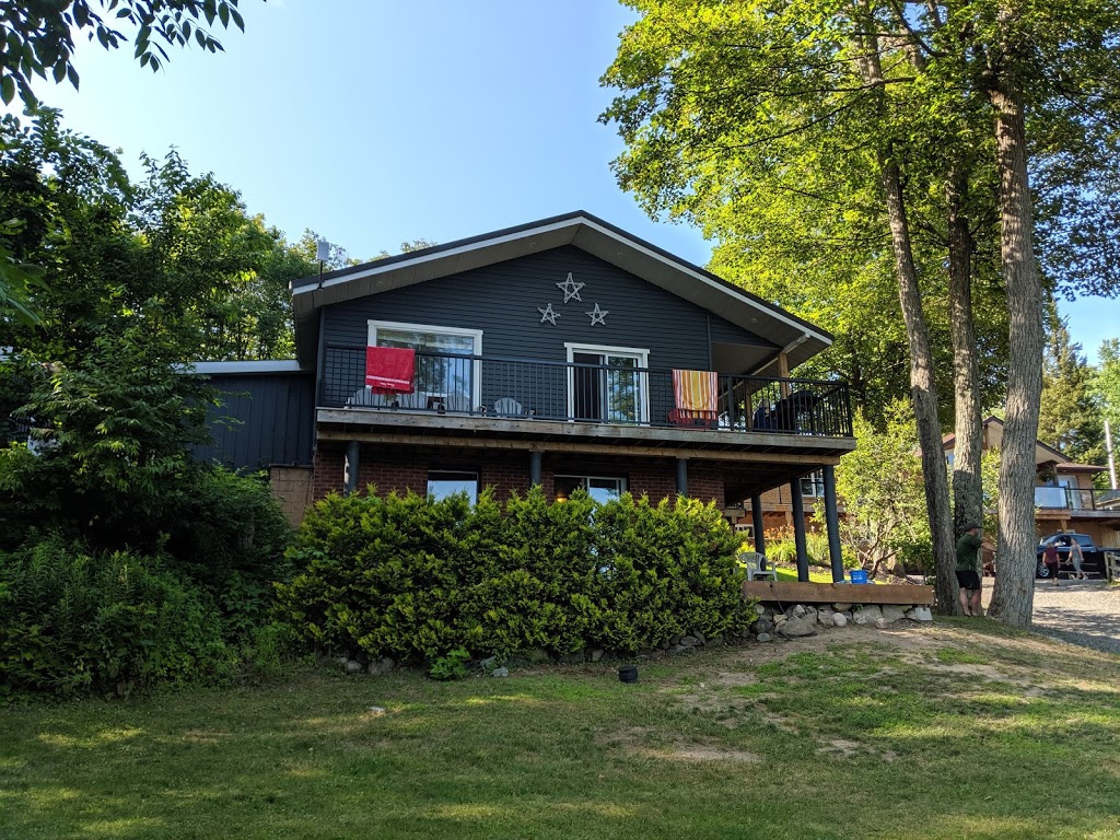 Lakeshore Marina & Chalets | 323 Healey Lake Rd, MacTier, ON P0C 1H0, Canada | Phone: (705) 375-5289