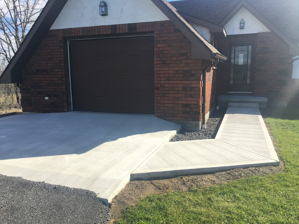 R&R Custom Concrete Inc. | 1839 Camden Rd, Greater Napanee, ON K7R 3L2, Canada | Phone: (613) 583-0112