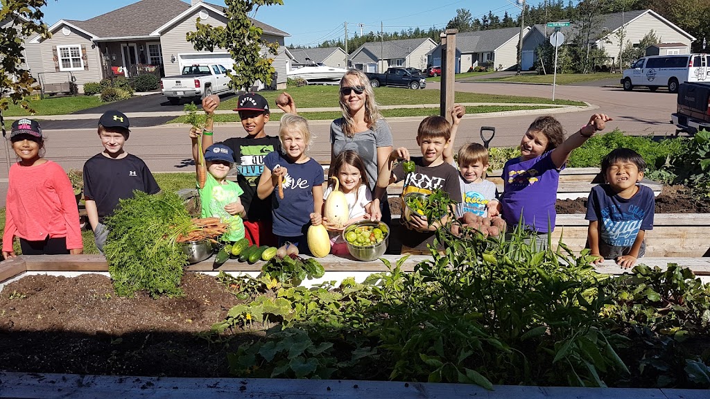 Earthlings Childcare | 144 Oak Ridge Dr, Moncton, NB E1G 0M2, Canada | Phone: (506) 878-7554
