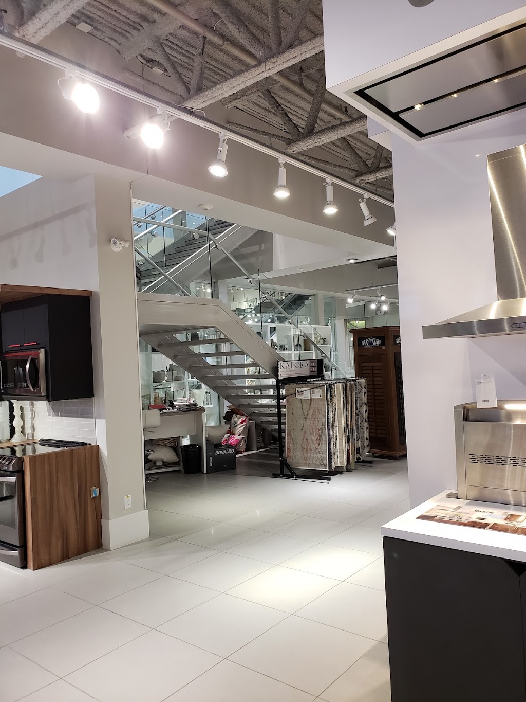 Meubles JC Perreault | 1900 Rue Maurice-Gauvin, Laval, QC H7S 1Z5, Canada | Phone: (450) 681-7211