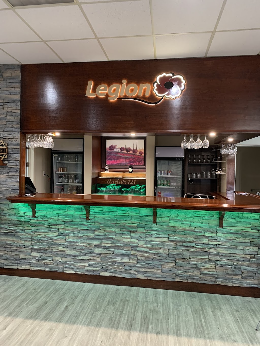 Otterburn Legion and Curling Club | 318 Rue Connaught, Otterburn Park, QC J3H 1J1, Canada | Phone: (450) 467-0881