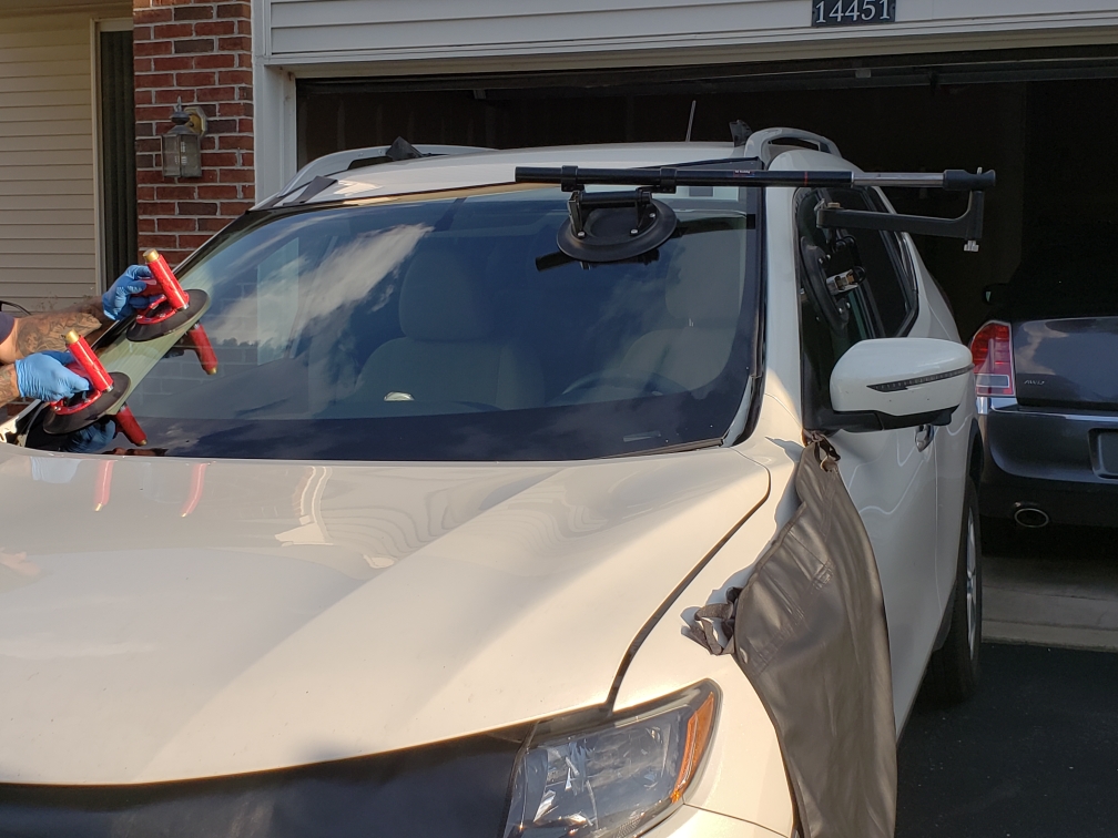 Eco Auto Glass LLC | 3605 32nd St, Port Huron, MI 48060, USA | Phone: (810) 388-4371
