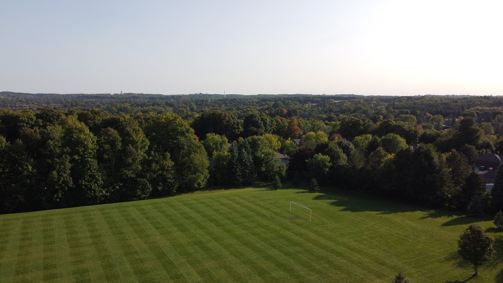 Summit Park Playground | Summit Park, Aurora, ON L4G 4Y6, Canada | Phone: (905) 727-3123