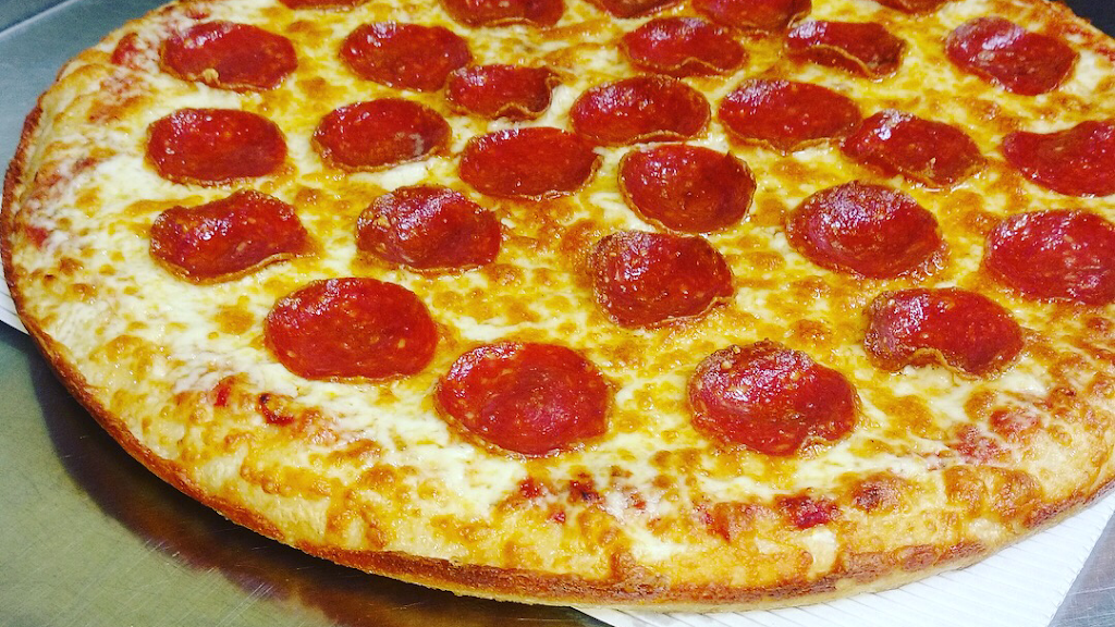 Bingo Pizza Donair & Pasta | 12965 97 St NW, Edmonton, AB T5E 4C4, Canada | Phone: (780) 756-9797