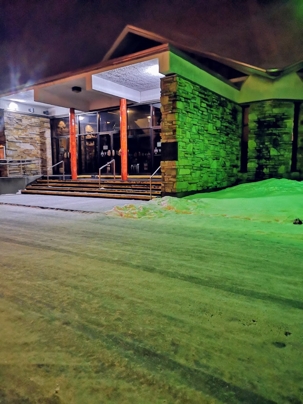 Église Saint-Ambroise-de-la-Jeune-Lorette | 277 Rue Racine, Québec, QC G2B 1E7, Canada | Phone: (418) 842-1906