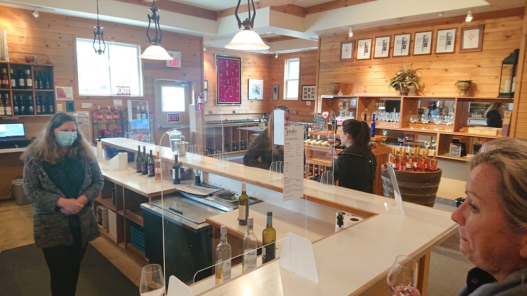 Tour de Vine Bike Wine Tours | 1490 Niagara Stone Rd, Virgil, ON L0S 1T0, Canada | Phone: (905) 359-5266