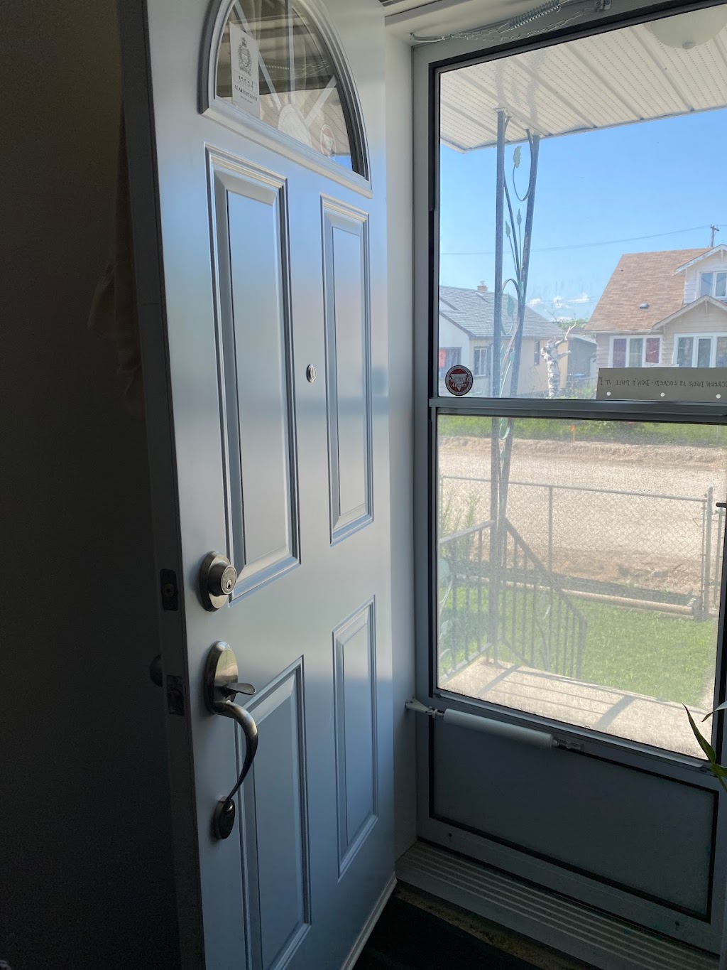 JOCRI Windows and Doors Mfg. Ltd. | 214 Hutchings St, Winnipeg, MB R2X 2Y2, Canada | Phone: (204) 632-9555