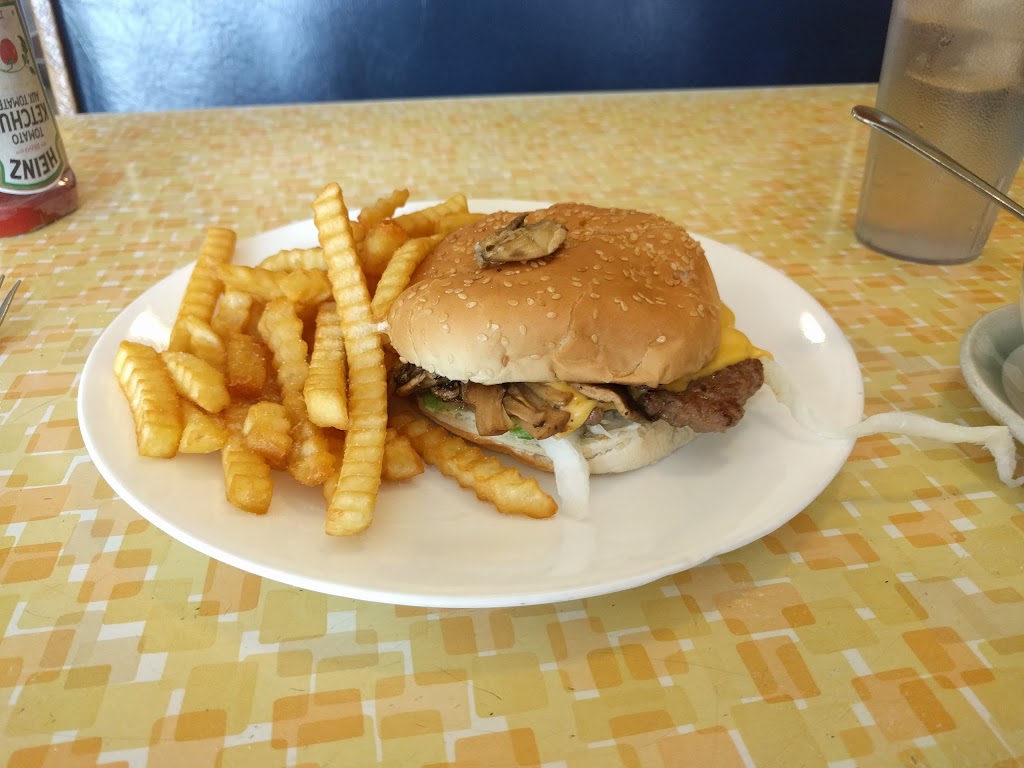 ParkCrest Diner | 5901 Broadway, Burnaby, BC V5B 2X9, Canada | Phone: (604) 293-1633
