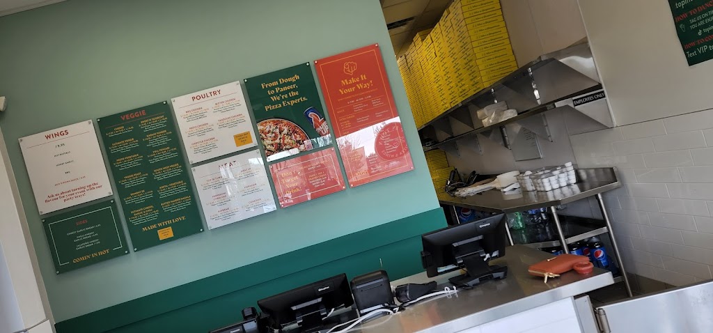 Top in Town Pizza & Wings | 20121 Willowbrook Dr, Langley, BC V2Y 0L3, Canada | Phone: (604) 427-3435