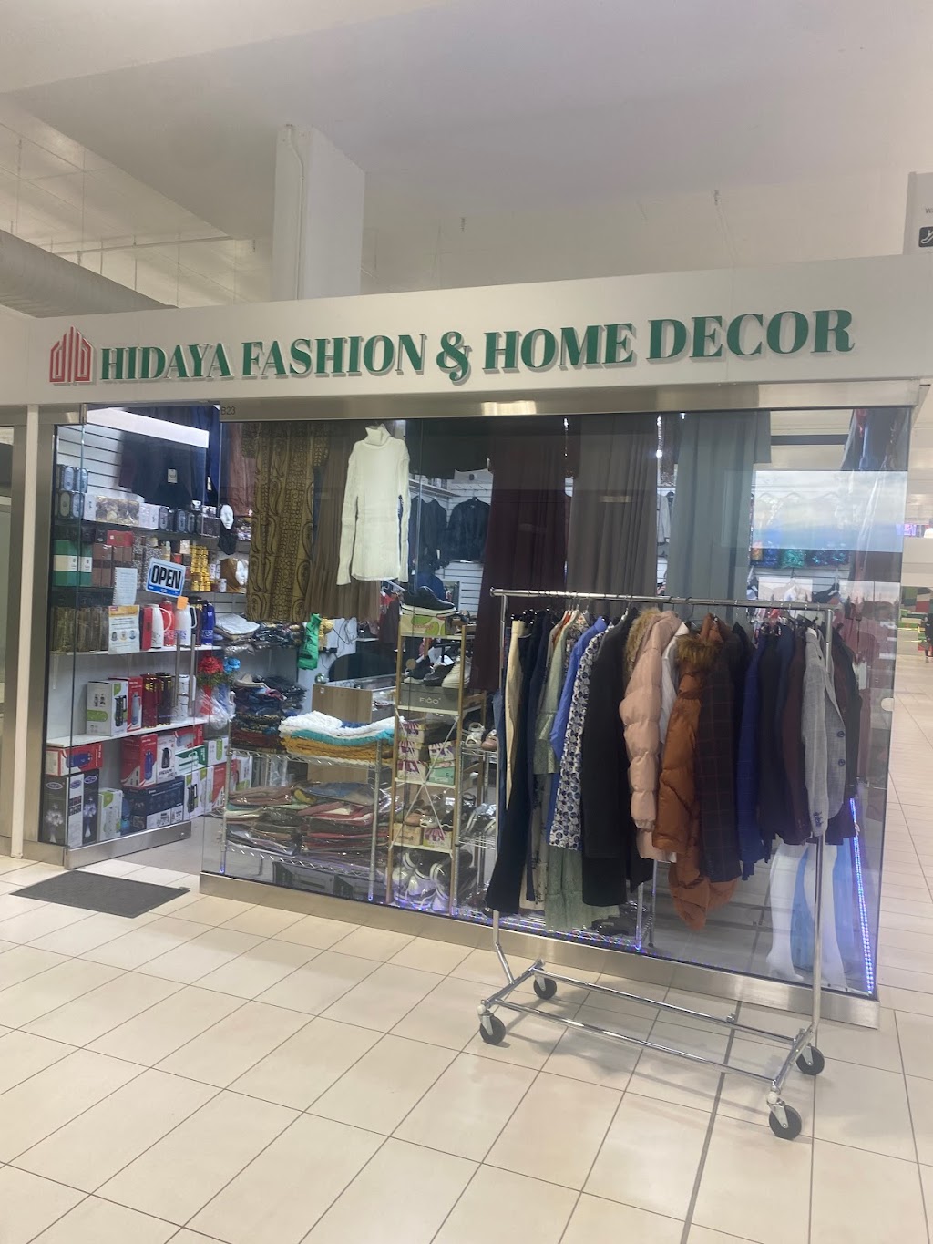 Hadiya Fasion & Home Decor | 260300 Writing Creek Cres B23, Balzac, AB T4A 0X8, Canada | Phone: (403) 614-7078