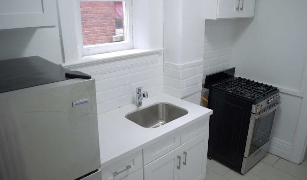 1 Glen Road | Medallion Corporation | 1 Glen Rd, Toronto, ON M4X 1M4, Canada | Phone: (416) 962-4902
