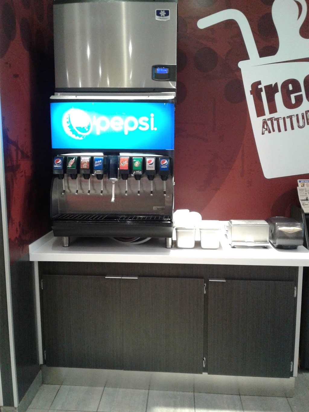 KFC | 121 Toronto Rd, Port Hope, ON L1A 3S6, Canada | Phone: (905) 885-0393