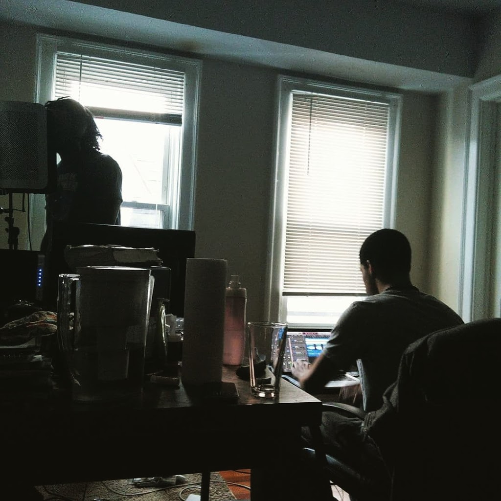 Inhouse Studios | 1715 Main St, Buffalo, NY 14209, USA | Phone: (716) 491-0084