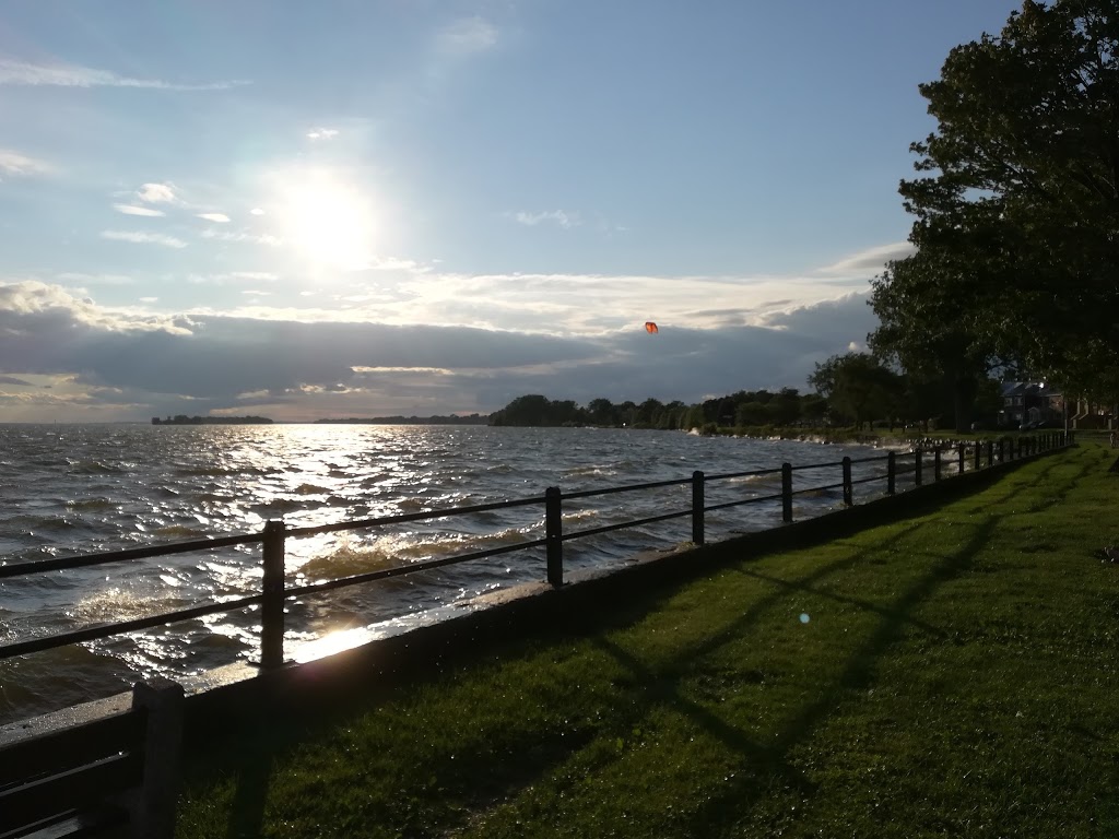 St. Louis Park | 25 34e Avenue, Lachine, QC H8T 1Z1, Canada | Phone: (514) 872-0311